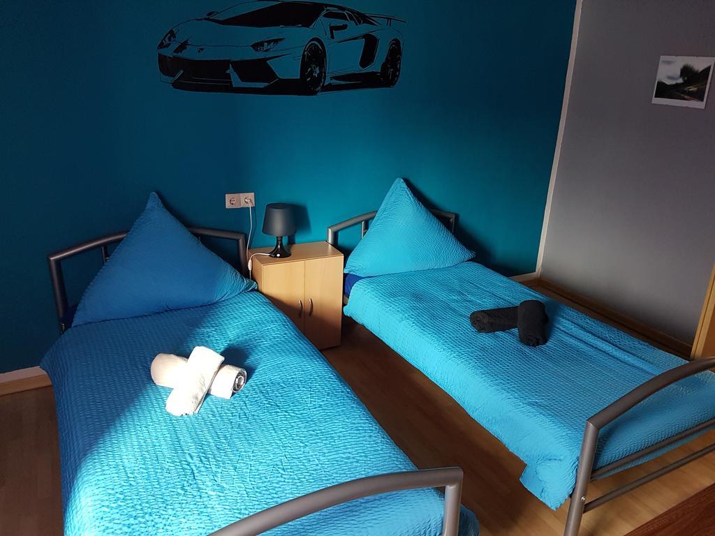 Ring-Speed Motorsport Hotel Meuspath Luaran gambar